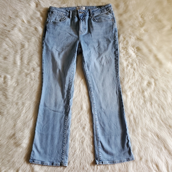 Free People Liv Crop Flare Jeans in Etna Blue Size 30 - Picture 6 of 14